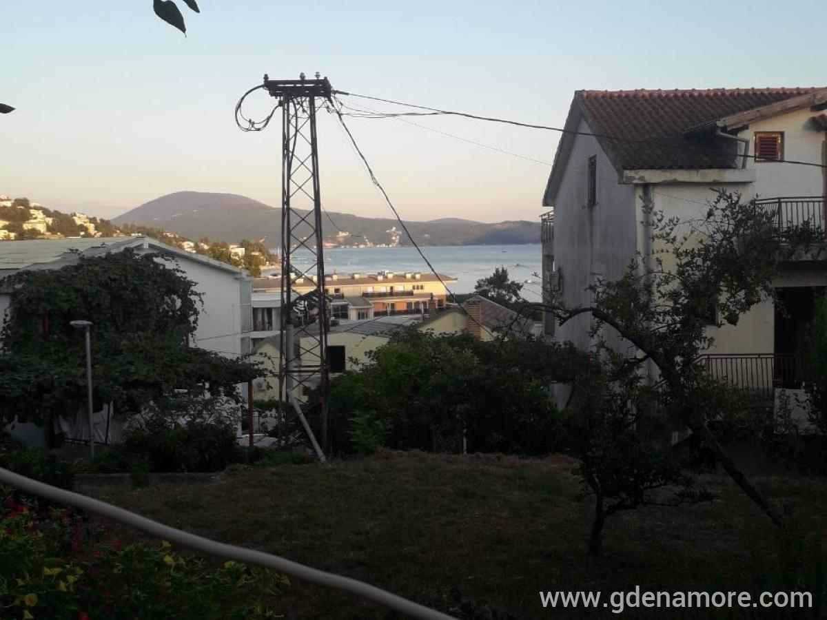 Apartman 150 metara od mora i centra Igala, privatni smeštaj u mestu Igalo, Crna Gora - E7BC6249-F89A-4535-A672-7AE042425C73